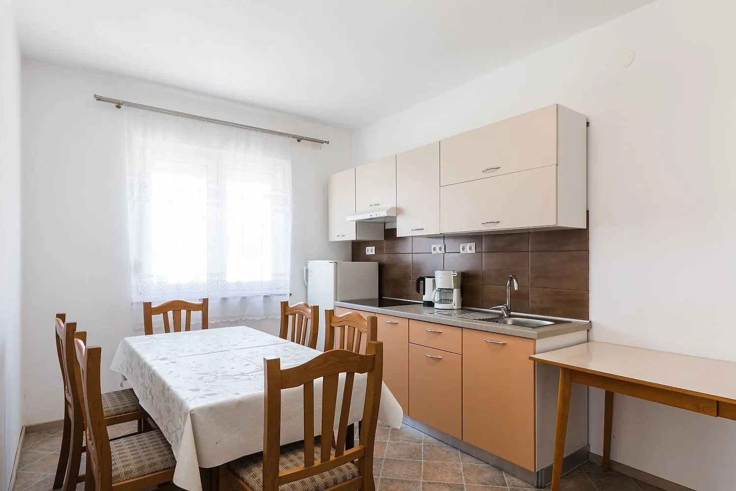 Malerisches Apartment Nur 700 Meter Zum Sandstrand Mit Herrlichem Meerblick, Pool, Grill Crikvenica